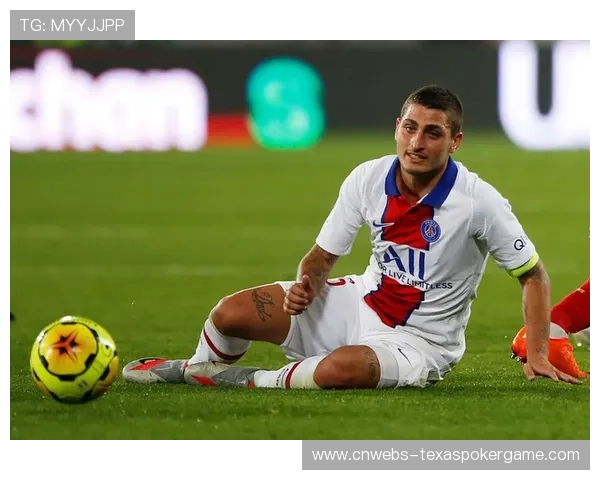 斯特拉斯堡两分钟内闪电扳平巴黎，恩里克半场调整应对防守失误